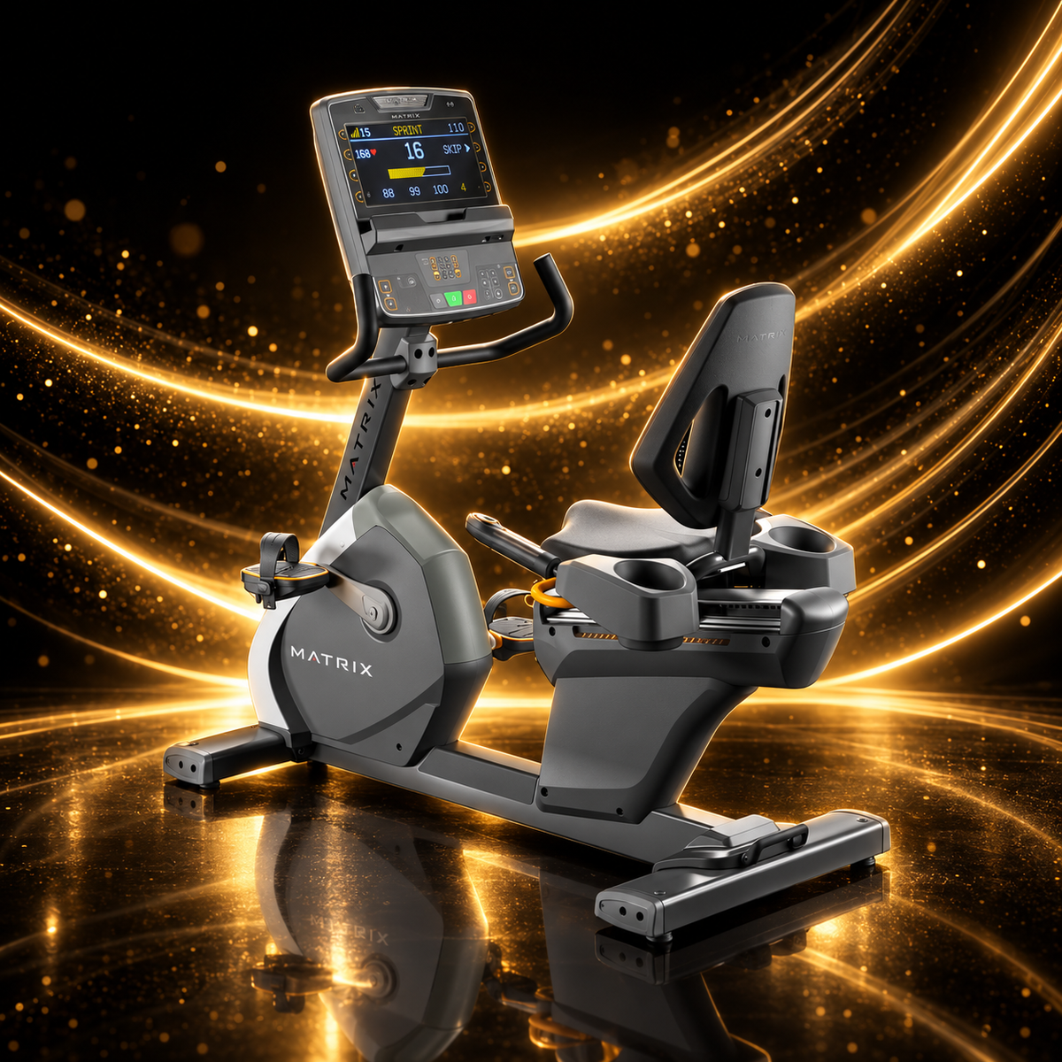 Matrix Fitness – Vélo Couché Performance Recumbent Cycle Premium LED — présentation sur fond noir et or