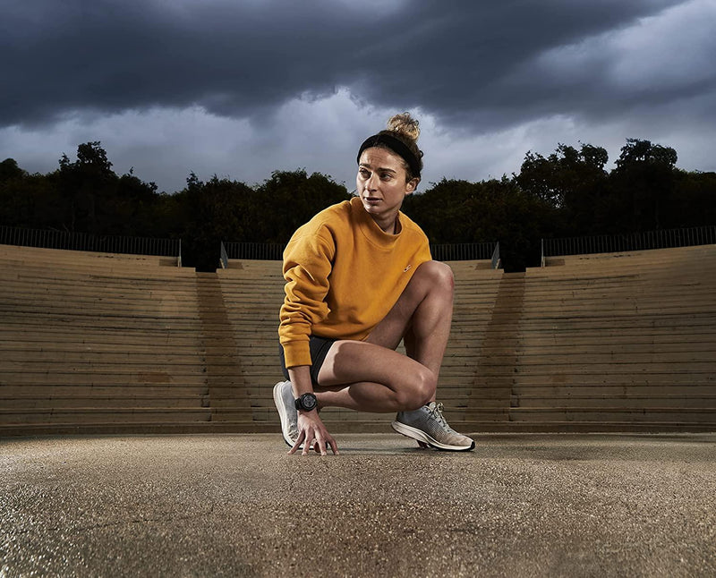 Garmin - Forerunner 45 - Montre de course à pied avec prise en charge des programmes d'entraînement Garmin Coach - Large, Noir